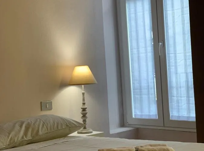 Finestra Su Appartamento Côme