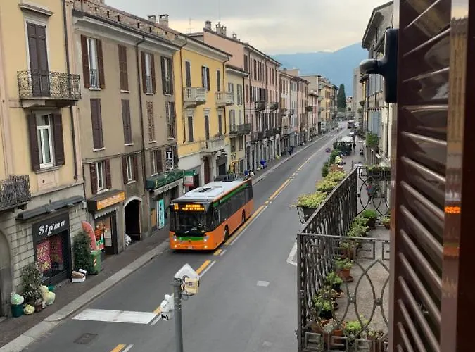 Finestra Su